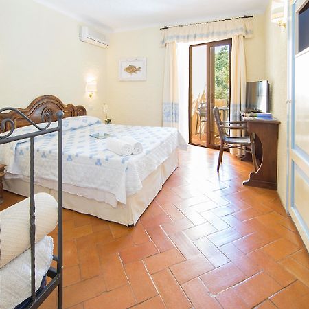 Hotel Colonna San Marco Порто Ротондо Екстериор снимка